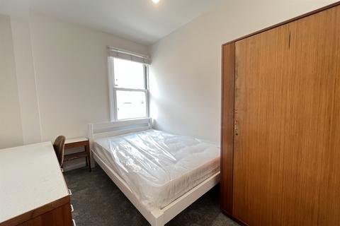 5 bedroom apartment to rent, Cowley Road, Cowley, Oxford, OX4