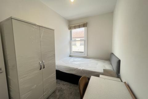 5 bedroom apartment to rent, Cowley Road, Cowley, Oxford, OX4