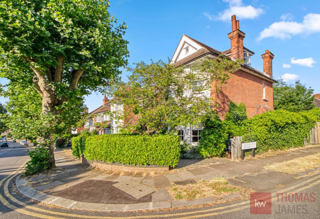 Old Park Ridings, Winchmore Hill 5 bed semidetached house for sale £