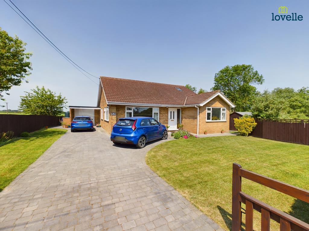 Cliff Road, Spridlington, LN8 3 bed detached bungalow for sale £375,000
