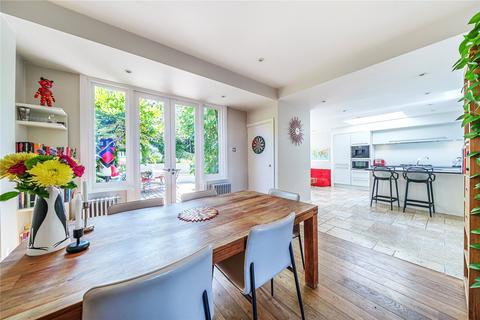 12 Clifton Road, London, N22 7XN