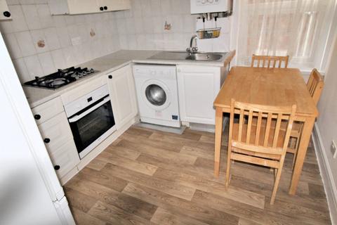 3 bedroom flat for sale, Cricklewood Broadway, London NW2