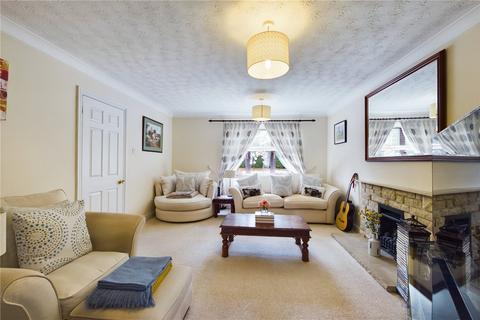 4 bedroom detached house for sale, Sargood Close, Thatcham, Berkshire, RG19
