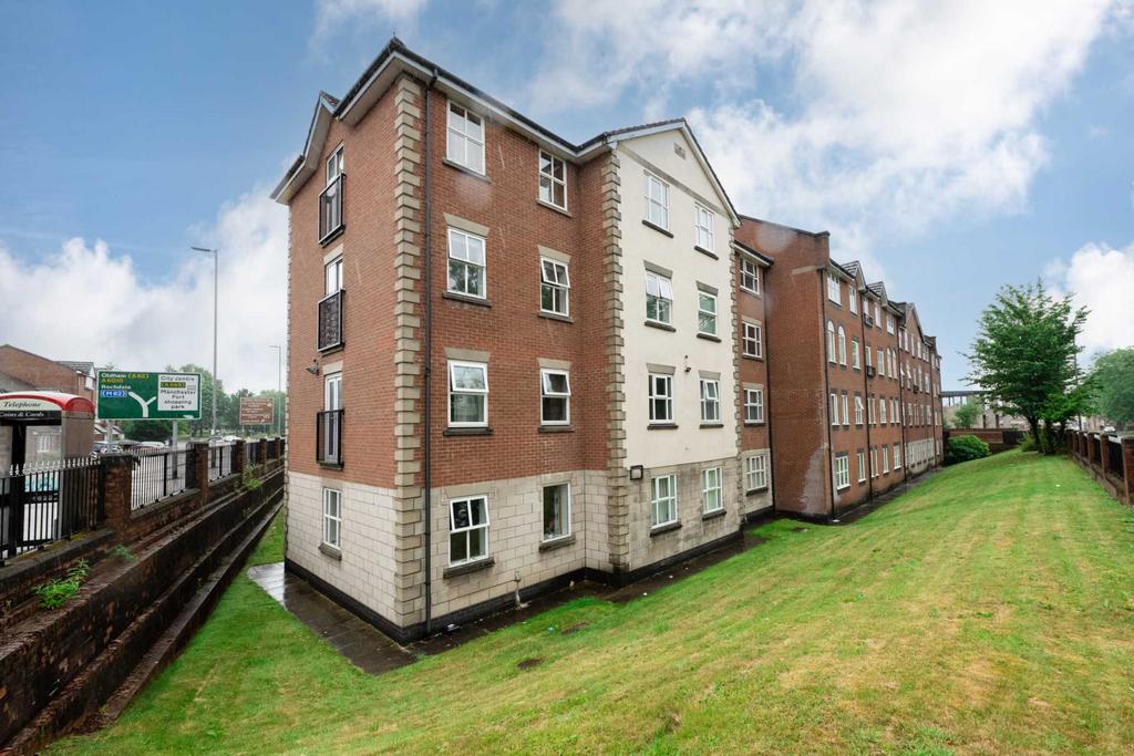 St Davids Court, Sherbourne Street... 2 bed apartment to rent £895