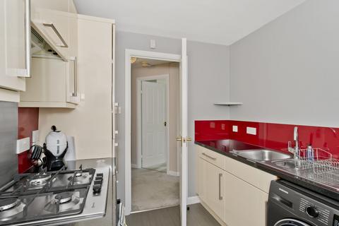 27/8 Greenpark, Edinburgh, EH17 7TB