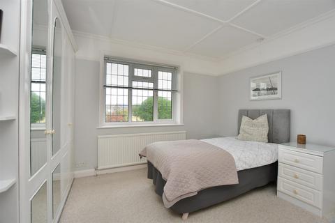 119 Bell Road, Sittingbourne, ME10 4HG