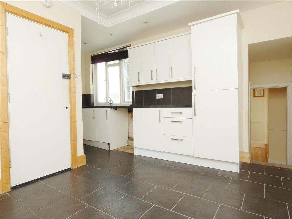 Canterbury Road, Whitstable, CT5 1 bed flat for sale £100,000