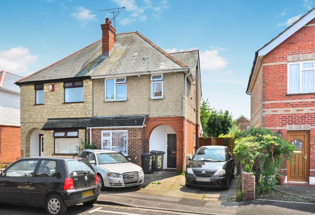 Pine Rd, Winton 2 bed flat for sale £230,000