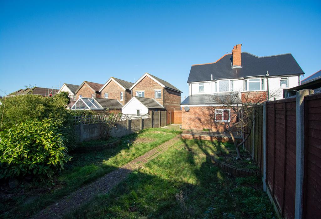 Pine Road, Winton 2 bed flat for sale £225,000