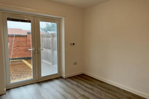 2 bedroom townhouse to rent, Church Road South, Skegness PE25