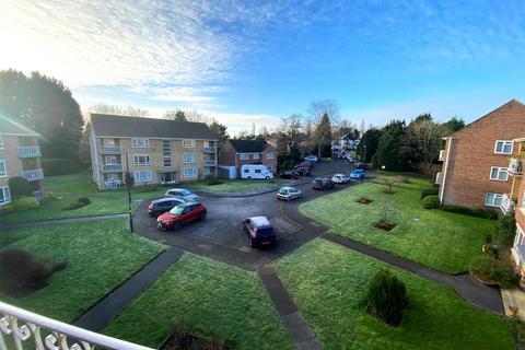 Flat 5, Angelo House Charlecott Close, Birmingham, B13 0DE