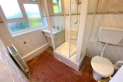 Flat 5, Angelo House Charlecott Close, Birmingham, B13 0DE
