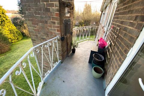 Flat 5, Angelo House Charlecott Close, Birmingham, B13 0DE