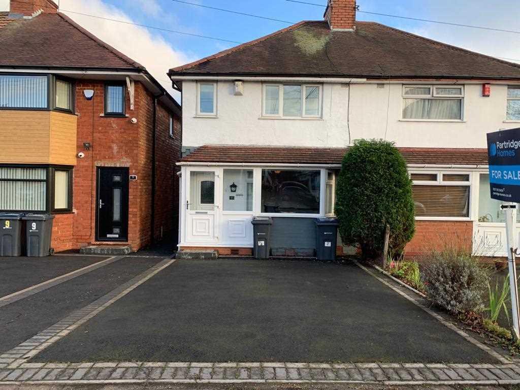 South Yardley, Birmingham B26 2 bed semidetached house for sale £199,950