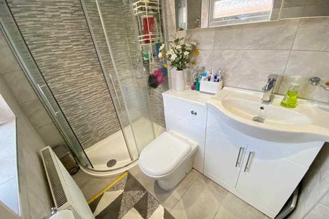 38 Flora Road, Birmingham, B25 8BH