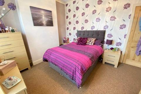 38 Flora Road, Birmingham, B25 8BH