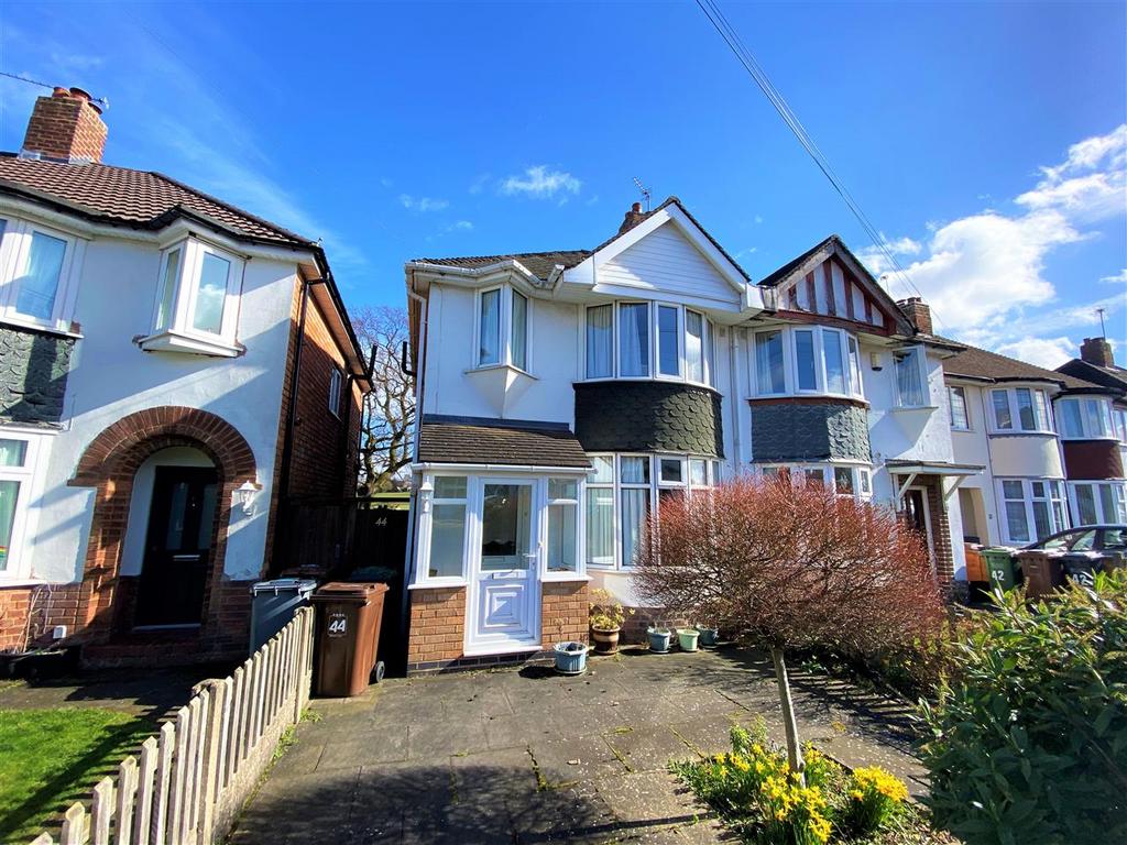 Olton, Solihull B92 3 bed semidetached house £229,950