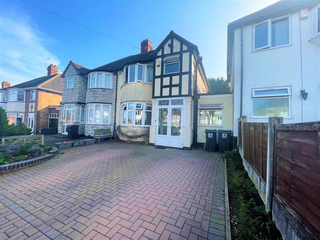 Sheldon, Birmingham B26 3 bed semidetached house for sale £229,950