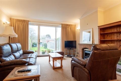 16 Bickenhill Park Road, Solihull, B92 7JP