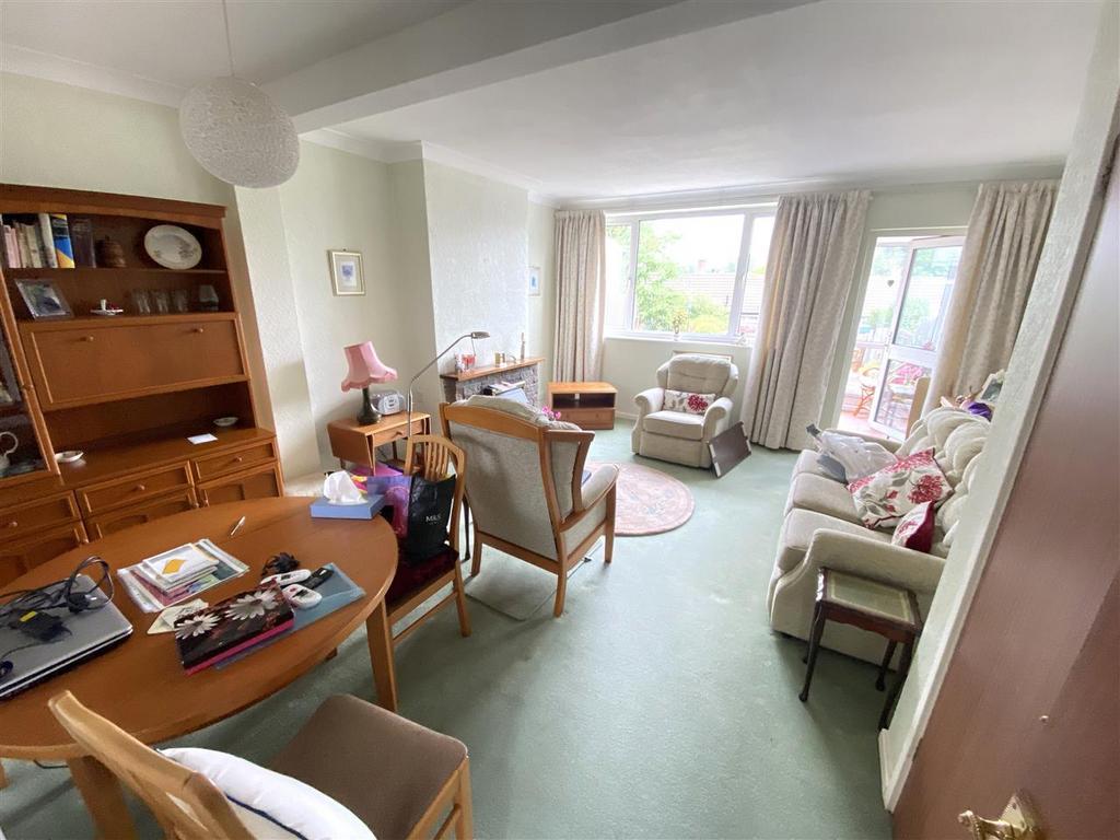 Olton, Solihull B92 2 bed terraced house £249,950