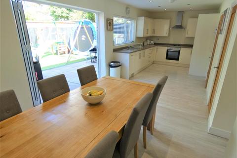 72 Fox Green Crescent, Birmingham, B27 7SH