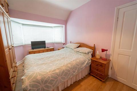 64 Clinton Road, Shirley, Solihull, B90 4RG