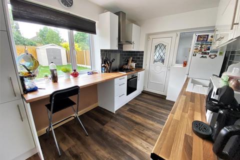 19 Colesbourne Road, Solihull, B92 8LE