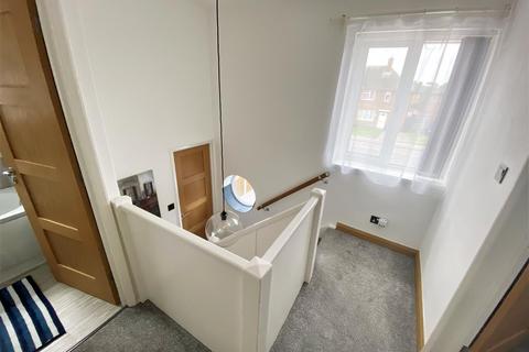 19 Colesbourne Road, Solihull, B92 8LE