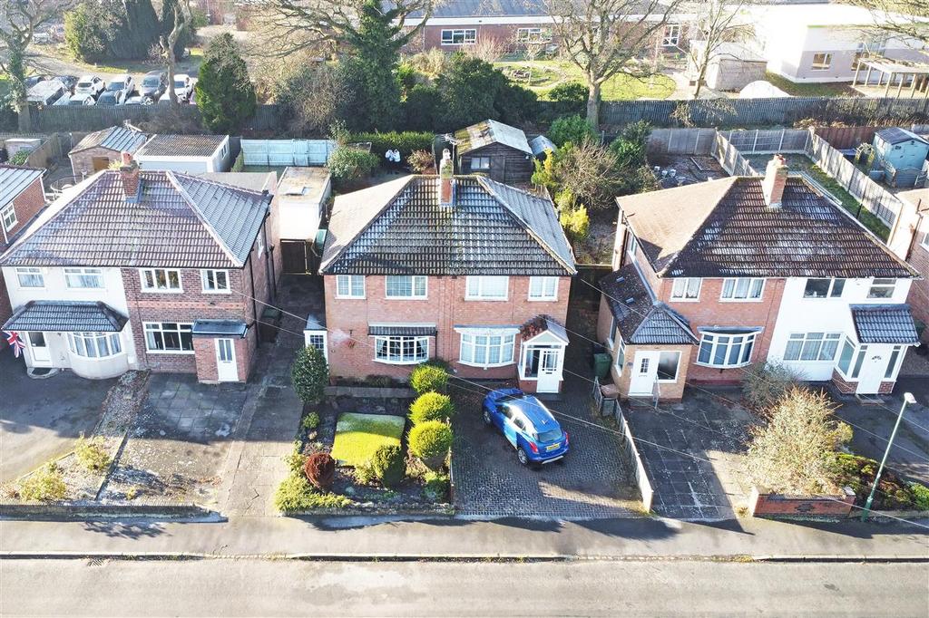 Shirley, Solihull B90 3 bed semidetached house for sale £295,000