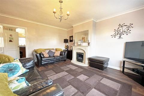 79 Chamberlain Crescent, Shirley, Solihull, B90 2DQ