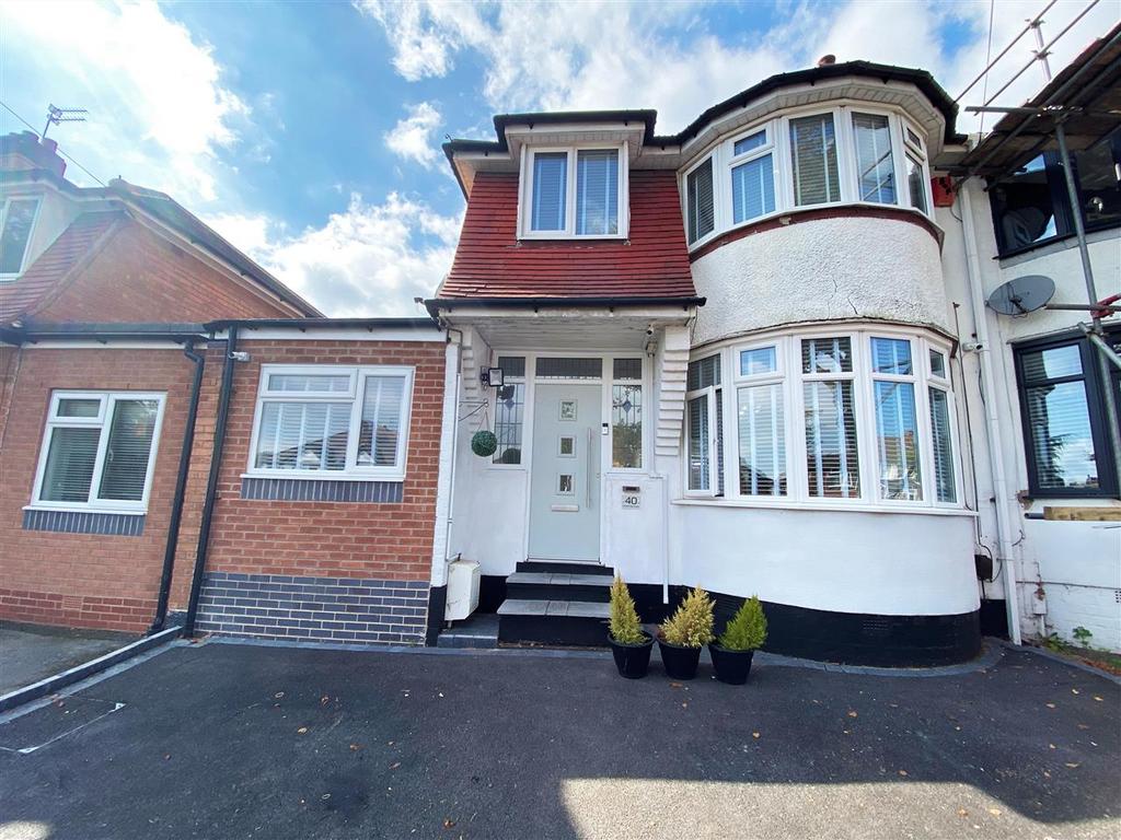 Sheldon, Birmingham B26 4 bed semidetached house for sale £330,000