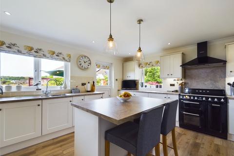 11 Bowood Park, Lanteglos, Camelford, PL32 9LA