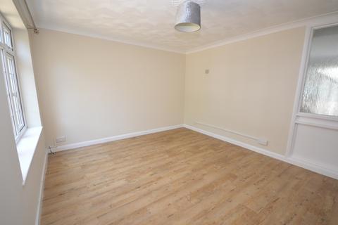 3 bedroom semi-detached house to rent, Samber Close, Lymington, Hampshire, SO41