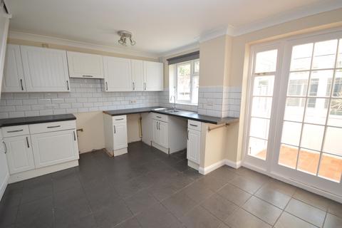 3 bedroom semi-detached house to rent, Samber Close, Lymington, Hampshire, SO41