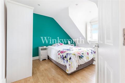 40a Wightman Road, London, N4 1RU