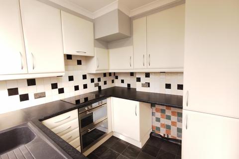 3 bedroom house to rent, Springfield Avenue, Morley, Leeds, West Yorkshire, LS27