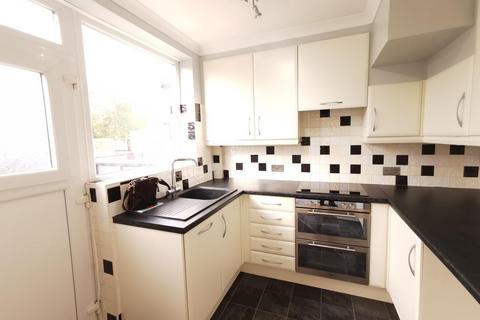 3 bedroom house to rent, Springfield Avenue, Morley, Leeds, West Yorkshire, LS27