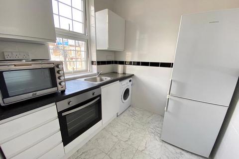 Studio to rent, Rucklidge Avenue, London, NW10