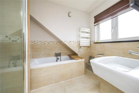 29 Kings Avenue, New Malden, KT3 4DU