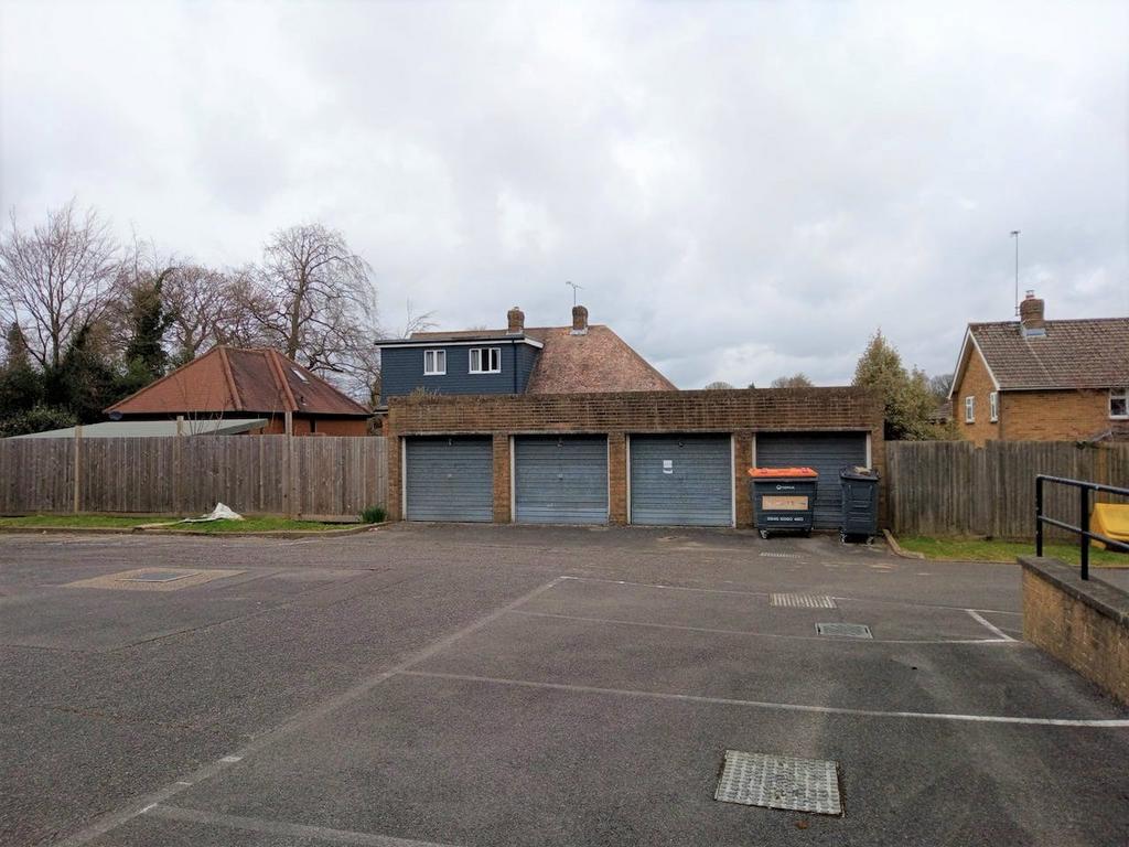 Rear car park 2.jpg