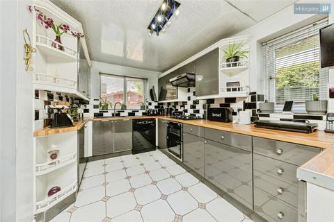 5 bedroom detached house for sale, Mill Bridge Close, Crewe, Cheshire, CW1