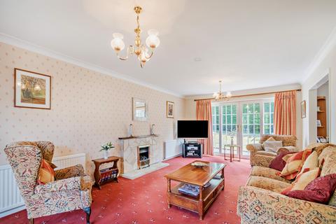 1 Swallow Close, Rickmansworth, WD3 7DZ