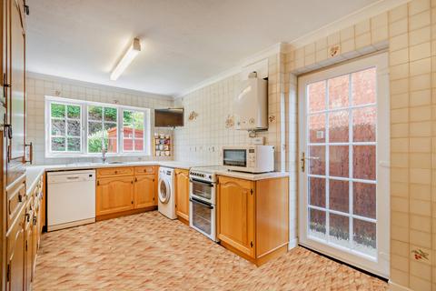 1 Swallow Close, Rickmansworth, WD3 7DZ