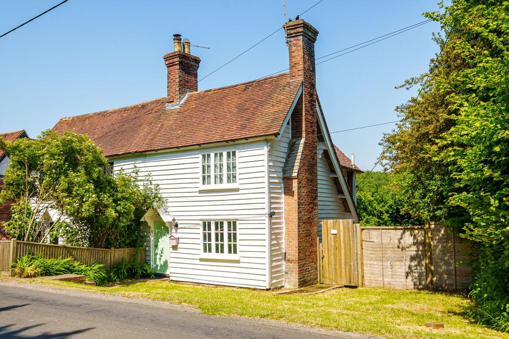 Goddards Green Road, Benenden, TN17 2 bed semidetached house for sale £400,000