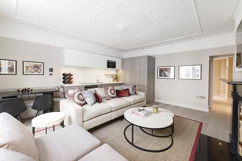 undefined, King Street, Covent Garden, WC2E