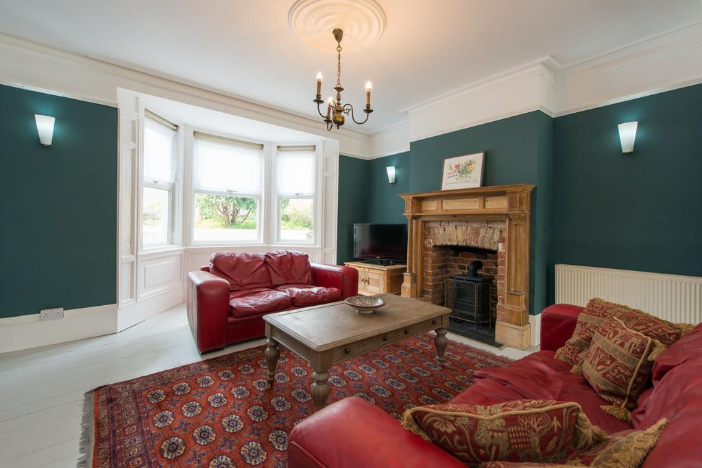 Dundonald Road, Ramsgate, CT11 5 bed semidetached house for sale £