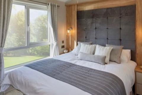 2 bedroom lodge for sale, Loch Lomond Holiday Park, Loch Lomond G83