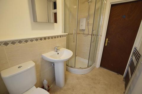 1 bedroom in a house share to rent, Shillito Road, Parkstone