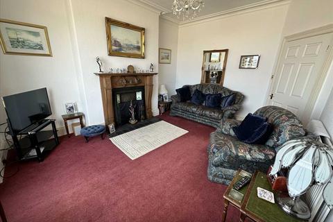 2 bedroom apartment for sale, The Beach, Filey