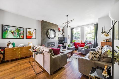 9 Sarre Road, London, NW2 3SN